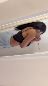 kamila_kunis À la maison Poză 4