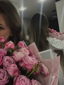 Kiara_miu Public Pic 3