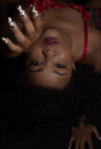 sugarbrown011 red apple Pic 6