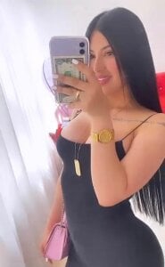 Mia_Paradis Public Pic 8