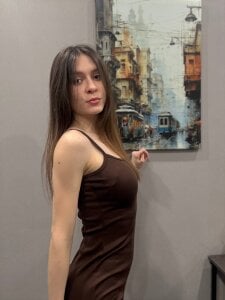 MinaMancilla in dress Foto 4