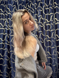 MaryBennetts sexy lowering my jacket Pic 3