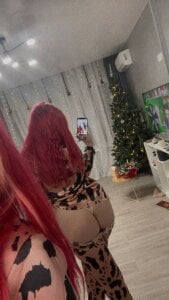 Nina_Blum_ Merry Christmas 🌲🌲🌲 Pic 2