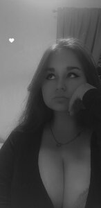 TemikaKeator Public Pic