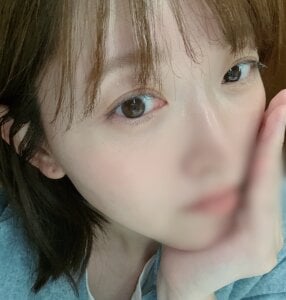 momo_yuipu: Public ( 2 фото)