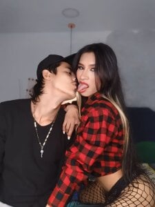 Damian-and-Camerum Public Poză 4