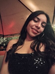 HotBella-- Public Pic 3