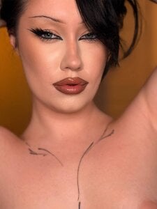 BlackLotus__ Wich one u choose?:) With or without make up🤭 Bilde 4