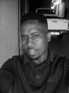 r_eazy Public Poză 2