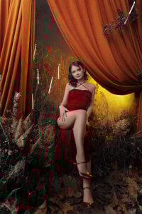 Lady in red👠 de EmilyChaves  3 Imagens