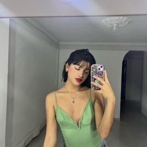 violet_sweet19_ Kiss, kiss Pic 3