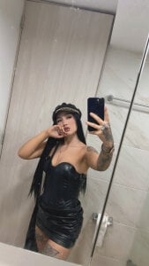 Jessica_Rabiit Black also suits me well. Pic