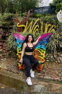 sensual en los senos de Maturealiciaray  3 Imagens