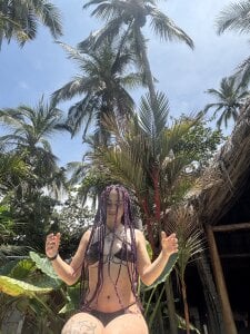 Lia_Moon_Official: 🤎🤎 ( 3 фото)