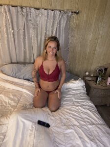 mrs_easyk Christmas Pic 4