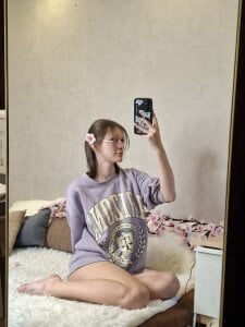 RoxyHerena Soft Focus Poză 9