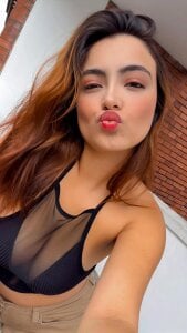 IsabellaaJoness 1/11 ME Pic 2