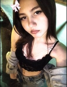 MyrtieSerisky sexy style Pic 3