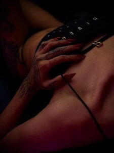 sabriinafox999 my body Pic 3