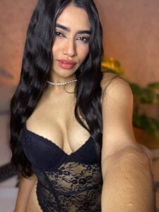 miah_luv A different style✨🖤 Pic