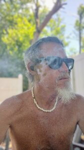 Daddysthick@xh Public Pic