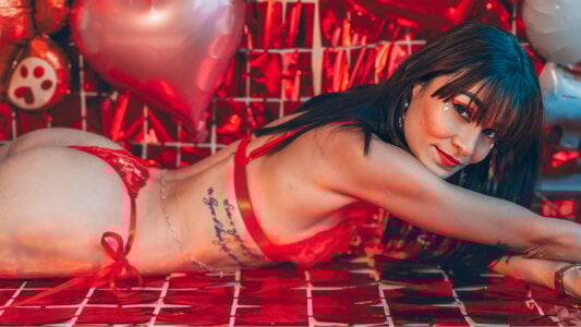 Darliin_G HAPPY VALENTINE'S DAY!! ❤️💘  3টি ছবি