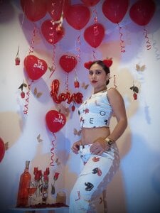 Lulu_Monroe Day valentine’s💖💞❣️  2টি ছবি