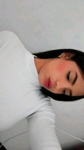 charlotte_evansss Public Pic 2