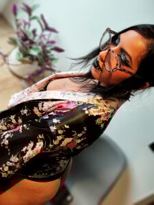 Nyx_Blackmoon Black kimono. Dark lips. Calm energy Pic 5