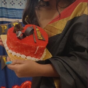 _mOOn_light_ Uski Queen👸 Baaki Sab Audience👑🎭🔥 - Anniversary Snaps Hình 2