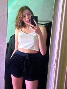 CutieAnny Public Pic 7