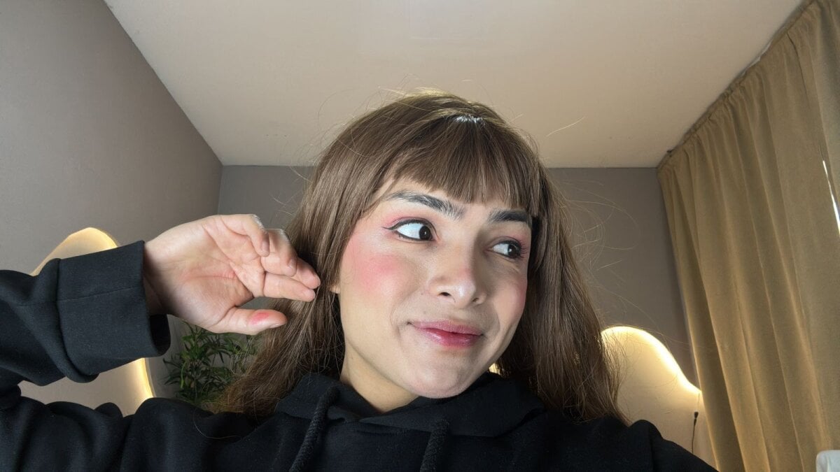 simone_sky Poză populară 4164