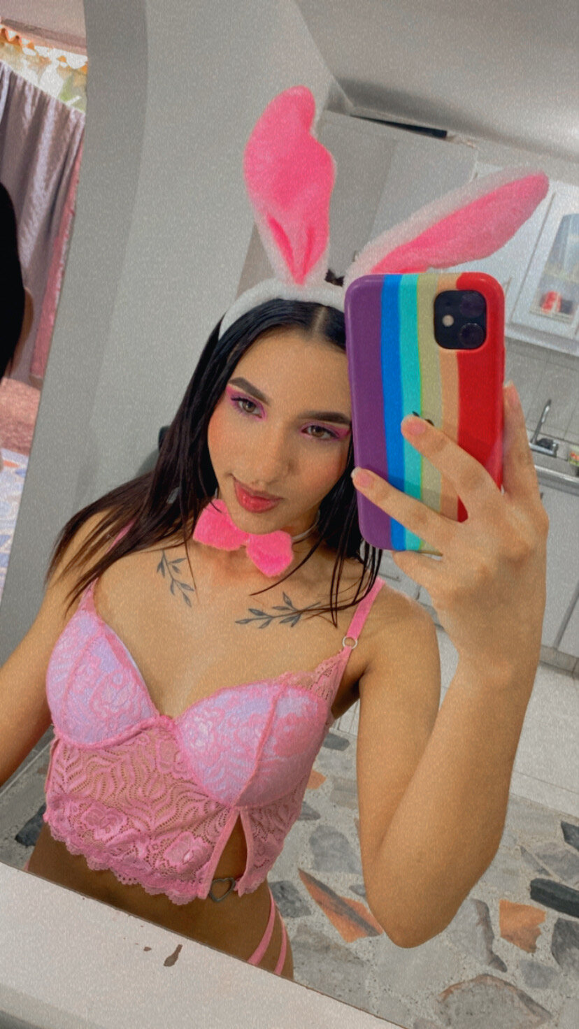 Cute-charlotte Webcam Show | Live Sex Cams, Sex Live, Cam Girls, Live Porn  Show - LiveSexCams9.com