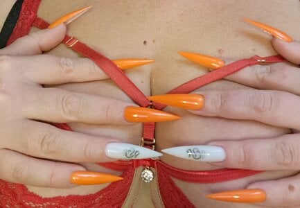 Hot-Tits2026 Nail fetish Pic 4