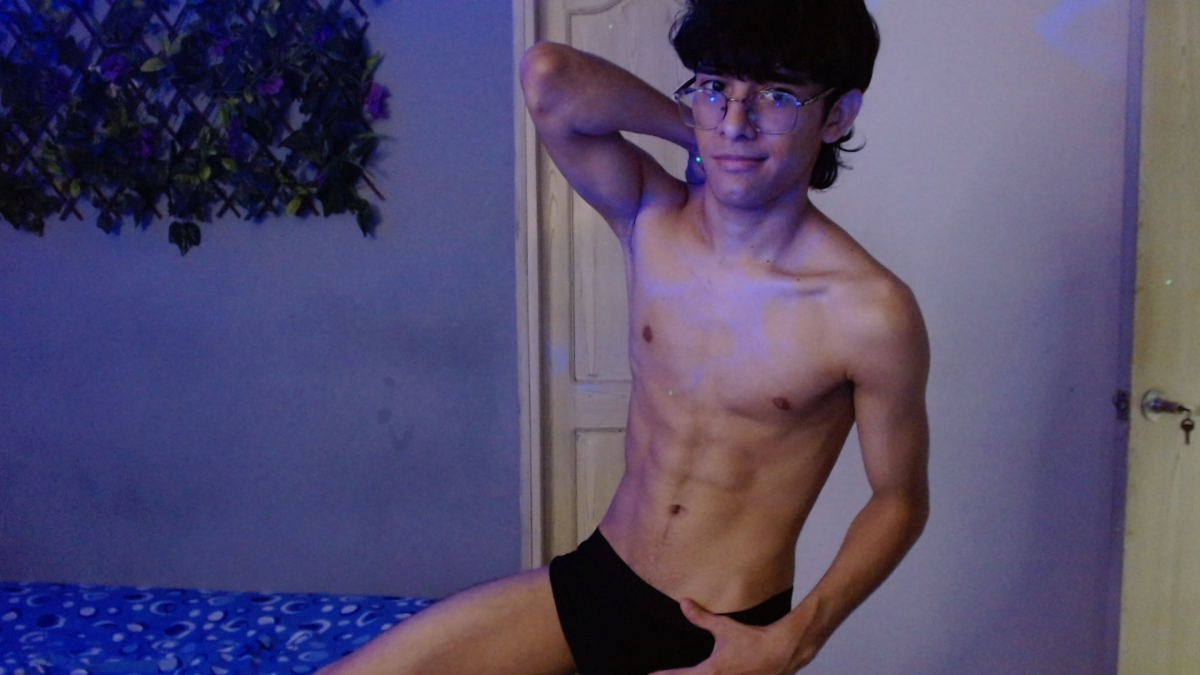 noah_millerx Právě oblíbené foto 988