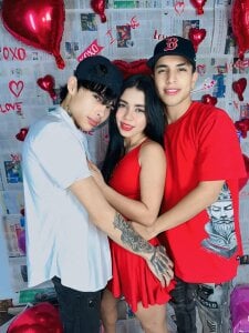 Innocent_LooksPublic图片