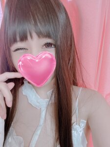 arisu_ch-jpnのミニアルバムの 4枚の写真