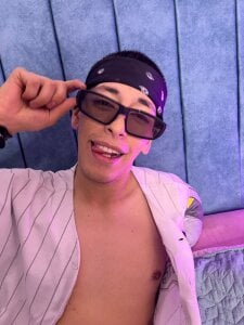 Andrew_Wolff know more about my sexy body bb Pic 2