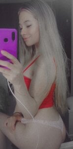 Emily_lovely1 Public Pic 5