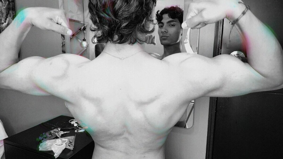 MattFiore 热门图片 6260