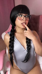 Emily-14 Lola bunny Pic