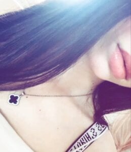 shy_brunet Public Bilde 5