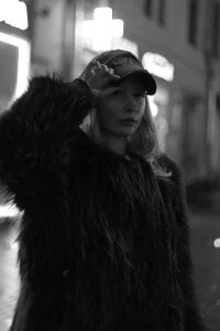 VelvetBlitz some live photos Pic