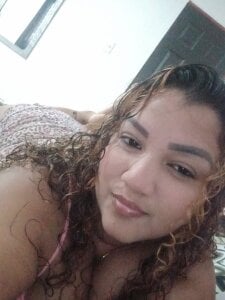 karoogonzalez Public Hình 6