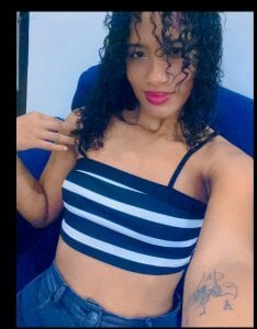 latina de sexylatinawhithabigass  Imagens