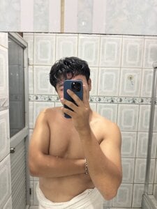 Erickckk Holaa  5টি ছবি