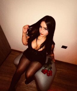 Red room valentines mood BIGASS BIGTITS de Seraphyne666  photos