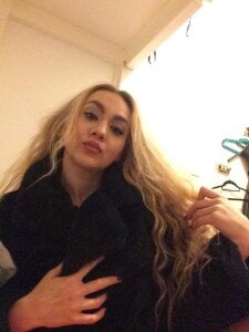 Public de LickVictoria  4 Imagens