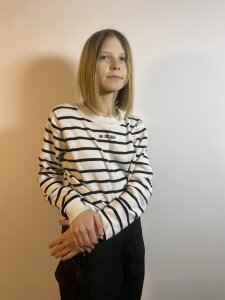 EssieVogel Public 圖片