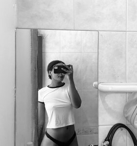 millysweetass Public Pic 4